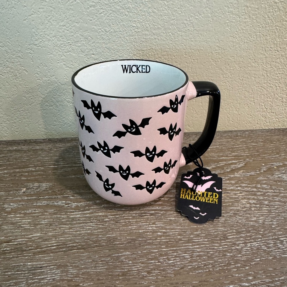 Halloween Bats Coffee Mug new